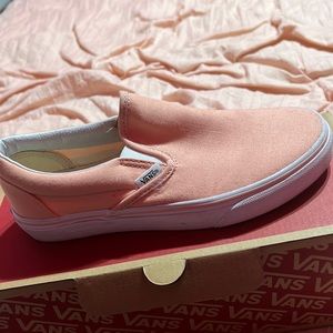 Tropical peach vans , size 7 in women , size 5.5 in men’s